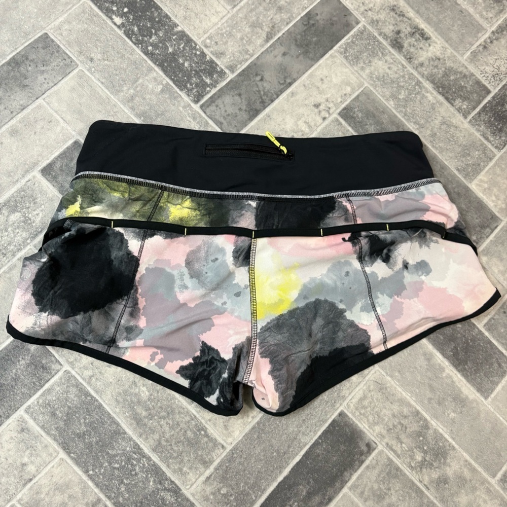 Lululemon Speed Shorts - Picture 2 of 3